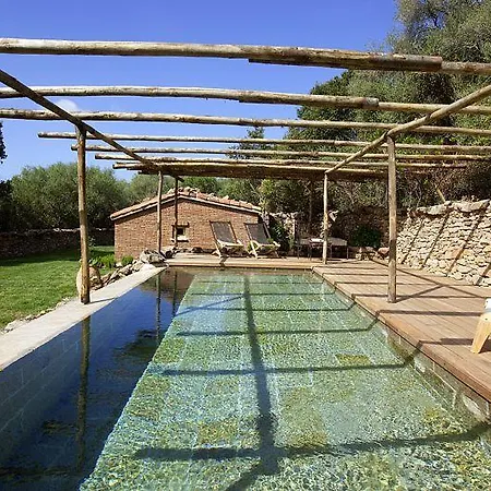 Hotel Domaine De Murtoli 5*