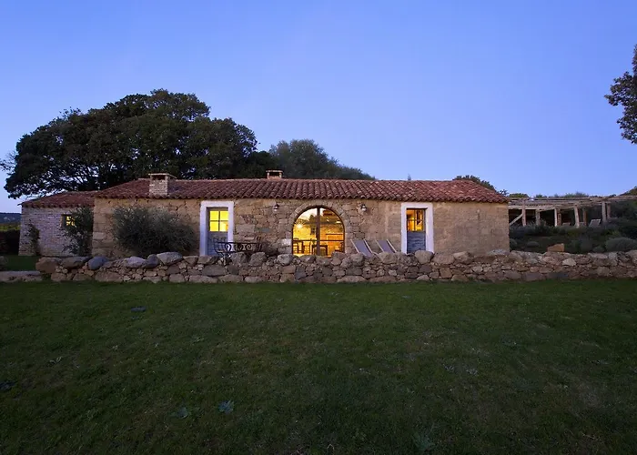 Otel Domaine De Murtoli