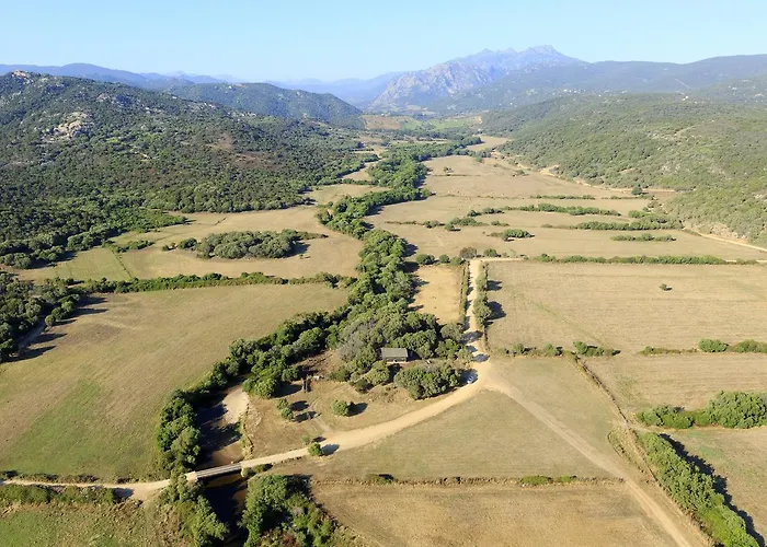 Hotel Domaine De Murtoli 5*