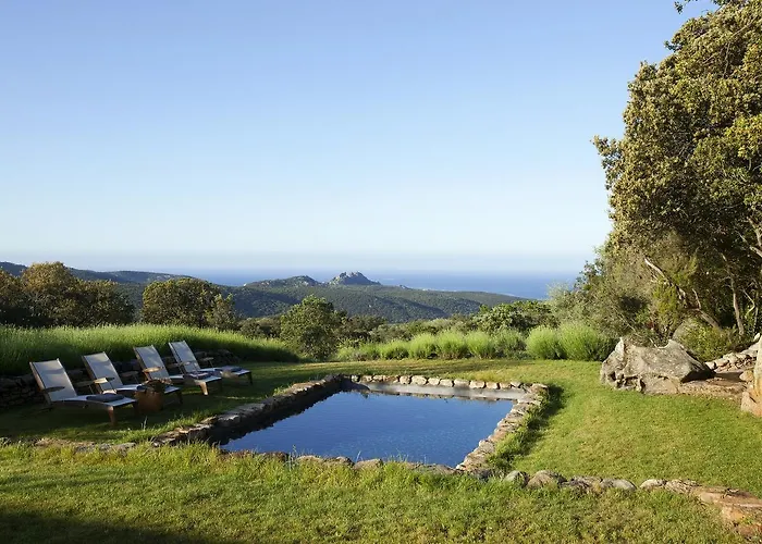 Otel Domaine De Murtoli