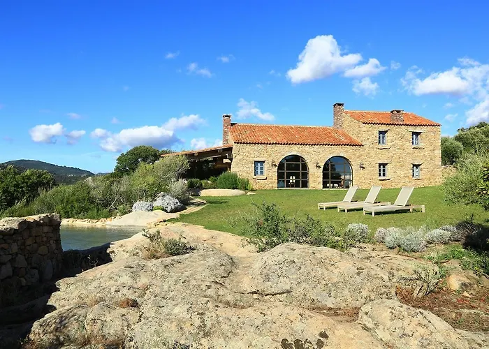 Domaine De Murtoli 5*